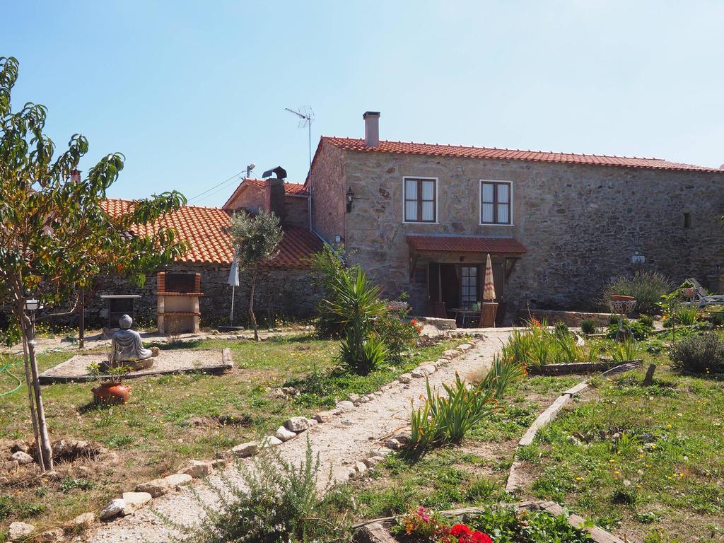 Casa Do Monge Guest House Leomil Екстериор снимка