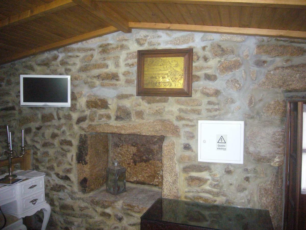 Casa Do Monge Guest House Leomil Екстериор снимка